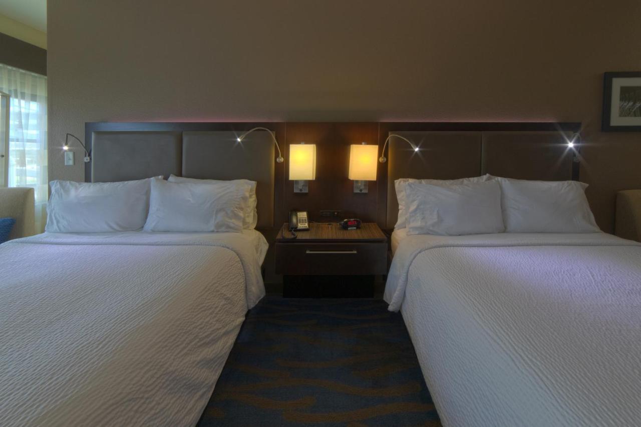 Holiday Inn Hotel & Suites Northwest San Antonio By Ihg Dış mekan fotoğraf