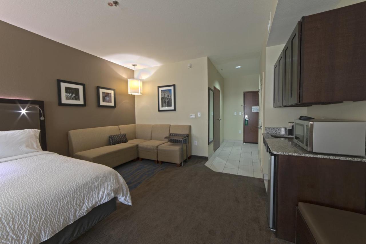 Holiday Inn Hotel & Suites Northwest San Antonio By Ihg Dış mekan fotoğraf