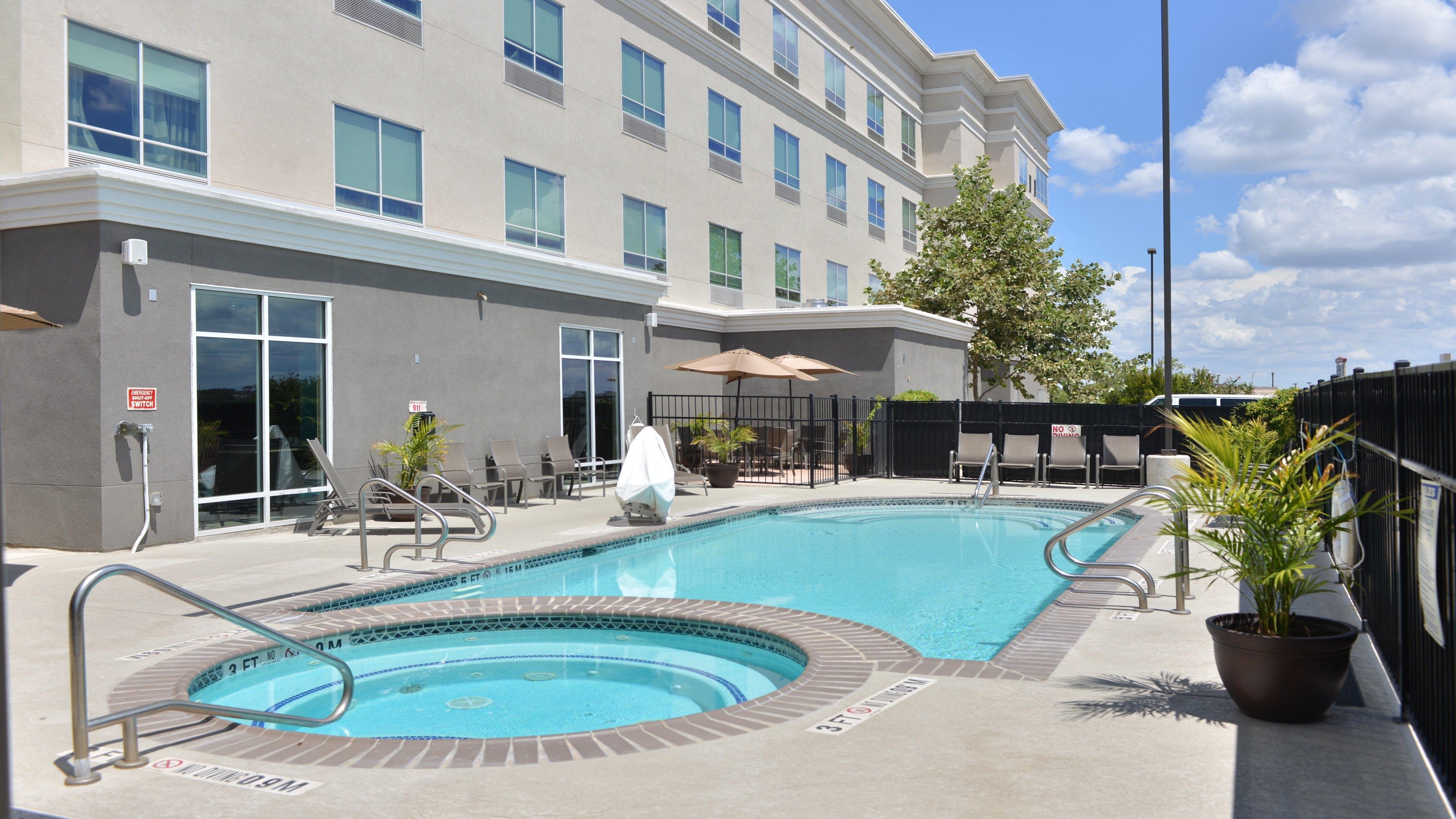 Holiday Inn Hotel & Suites Northwest San Antonio By Ihg Dış mekan fotoğraf