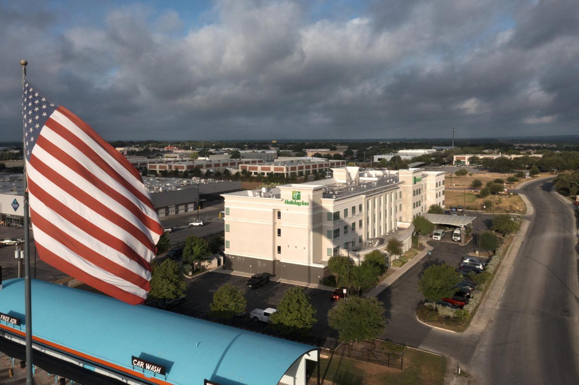 Holiday Inn Hotel & Suites Northwest San Antonio By Ihg Dış mekan fotoğraf